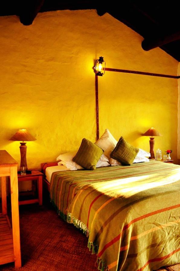 Thikalna Himalayan Retreat Villa อัลโมรา ภายนอก รูปภาพ