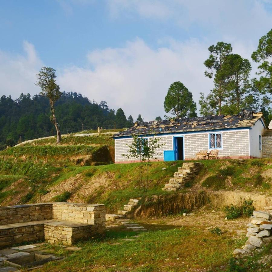 Thikalna Himalayan Retreat Villa อัลโมรา ภายนอก รูปภาพ